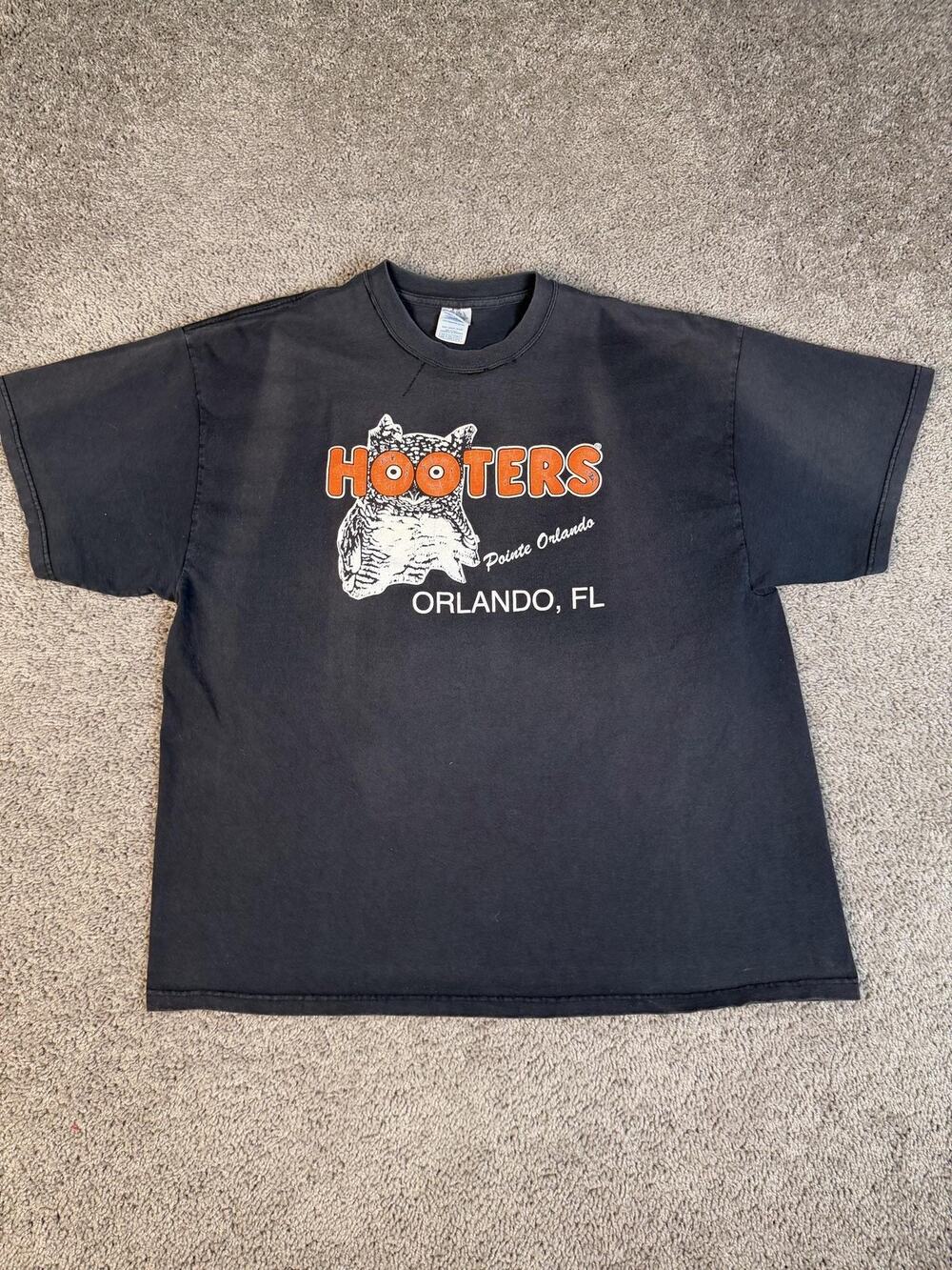Vintage Hooters Shirt Mens 2XL Black Orlando Florida Owl Graphic Crew Neck